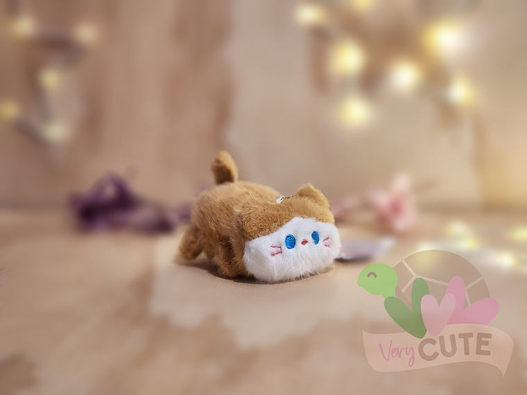 Llavero Peluche Gatito Relajado 1