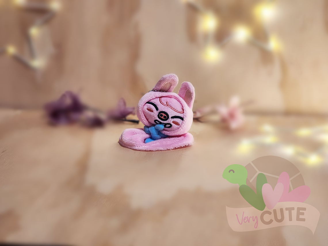 Llavero Peluche Skzoo Stray Kids - Ghost 5