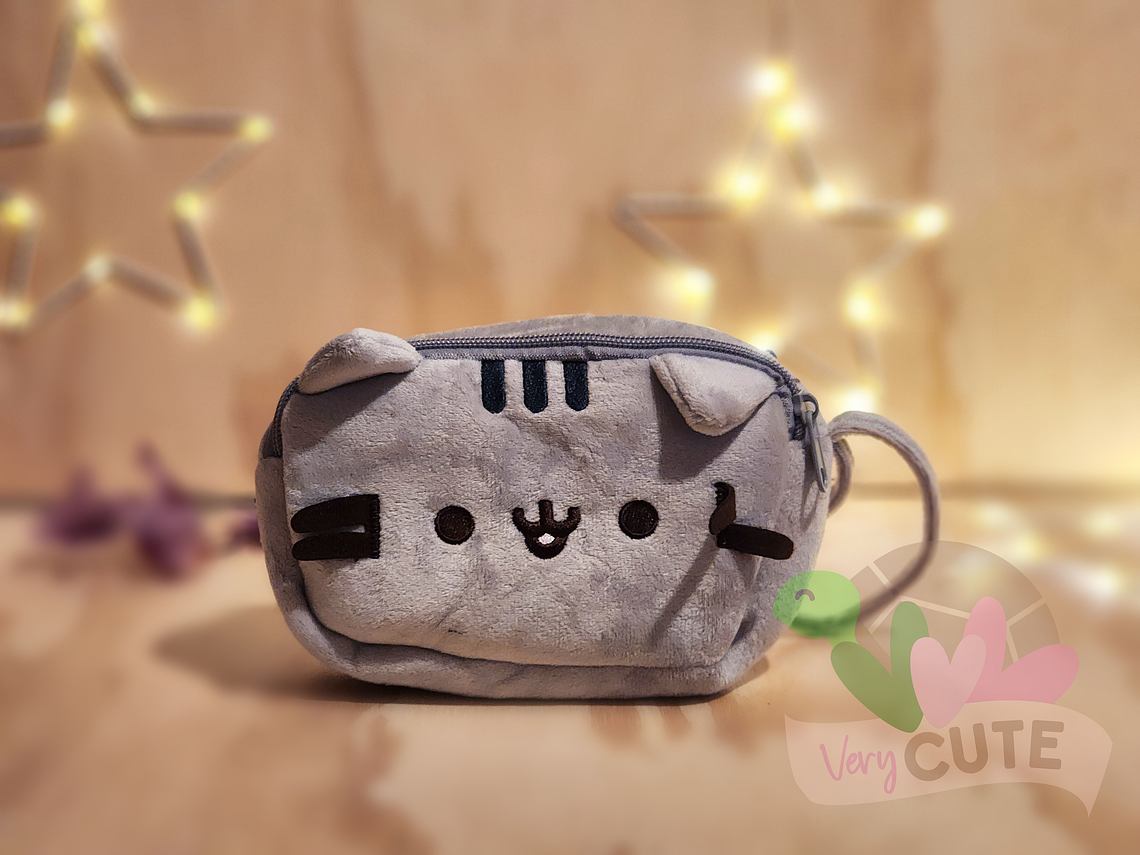 Estuche Peluche Pusheen 1