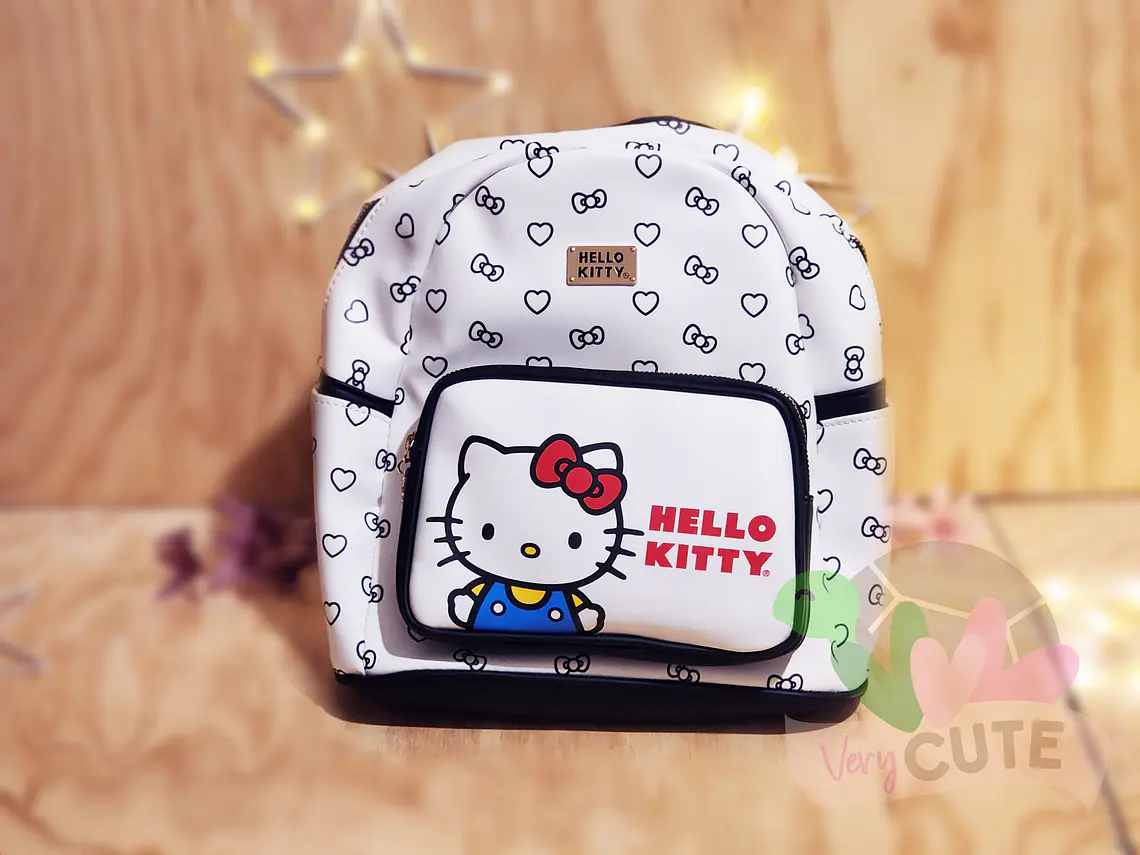 Mochila Simil Cuero - Hello Kitty 2