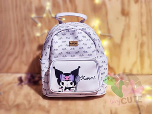 Mochila Simil Cuero - Kuromi