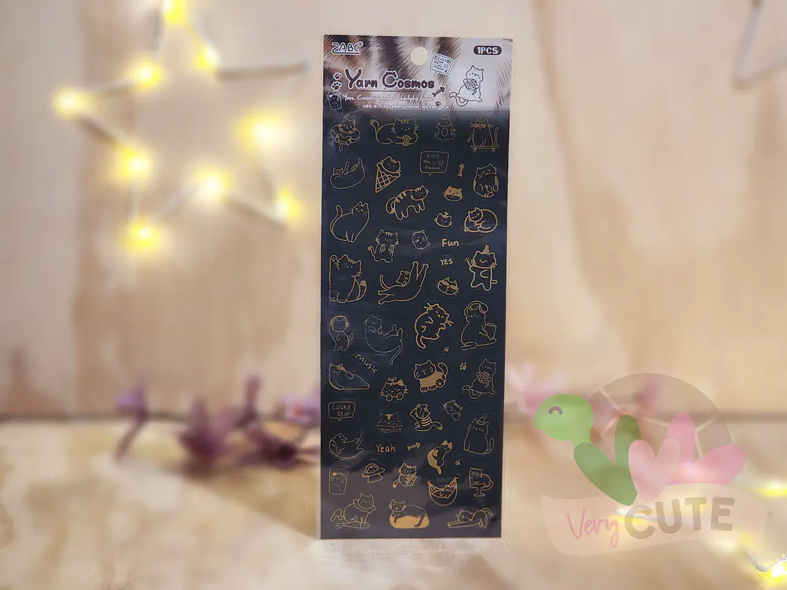 Stickers Gatitos Dorados – Black & Gold Cat Aesthetic 3