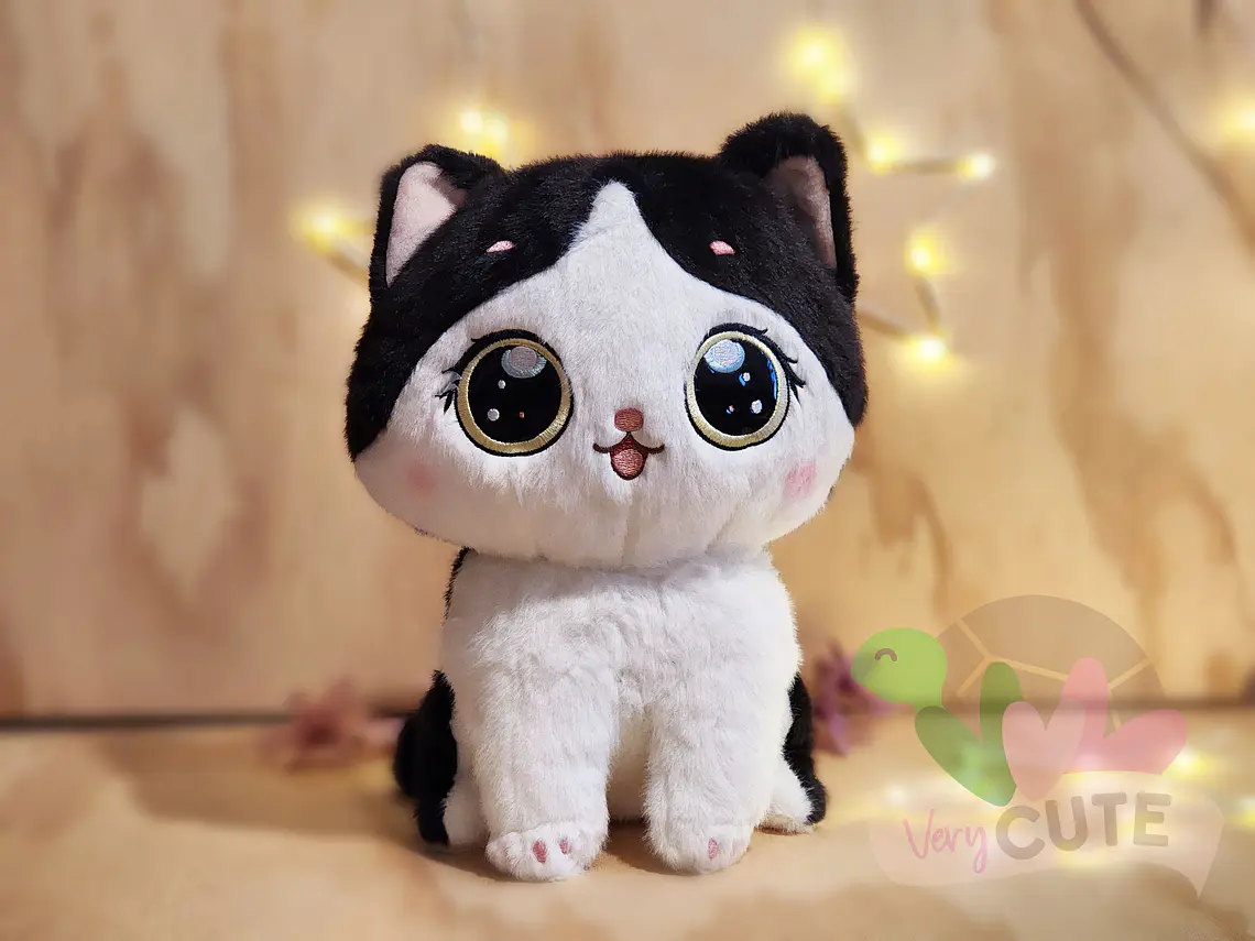 Peluche Gatito con Ojos Kawaii 2