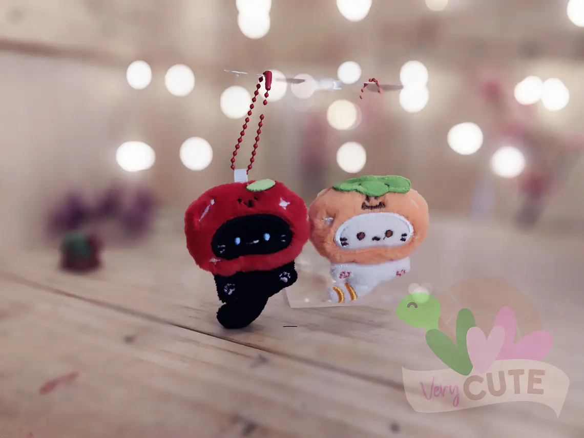 Set de 2 Llaveros de Peluche Gatitos Disfrazados 2