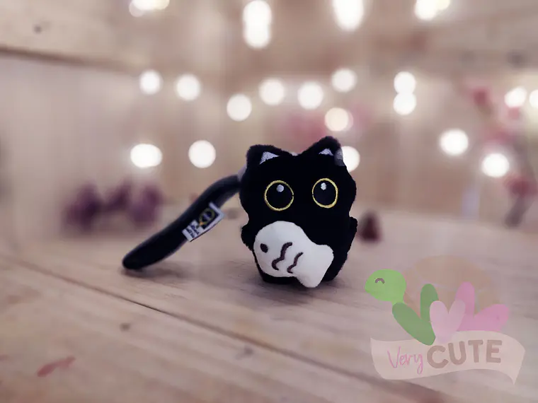 Llavero Peluche Gatito Ojos Grandes 2