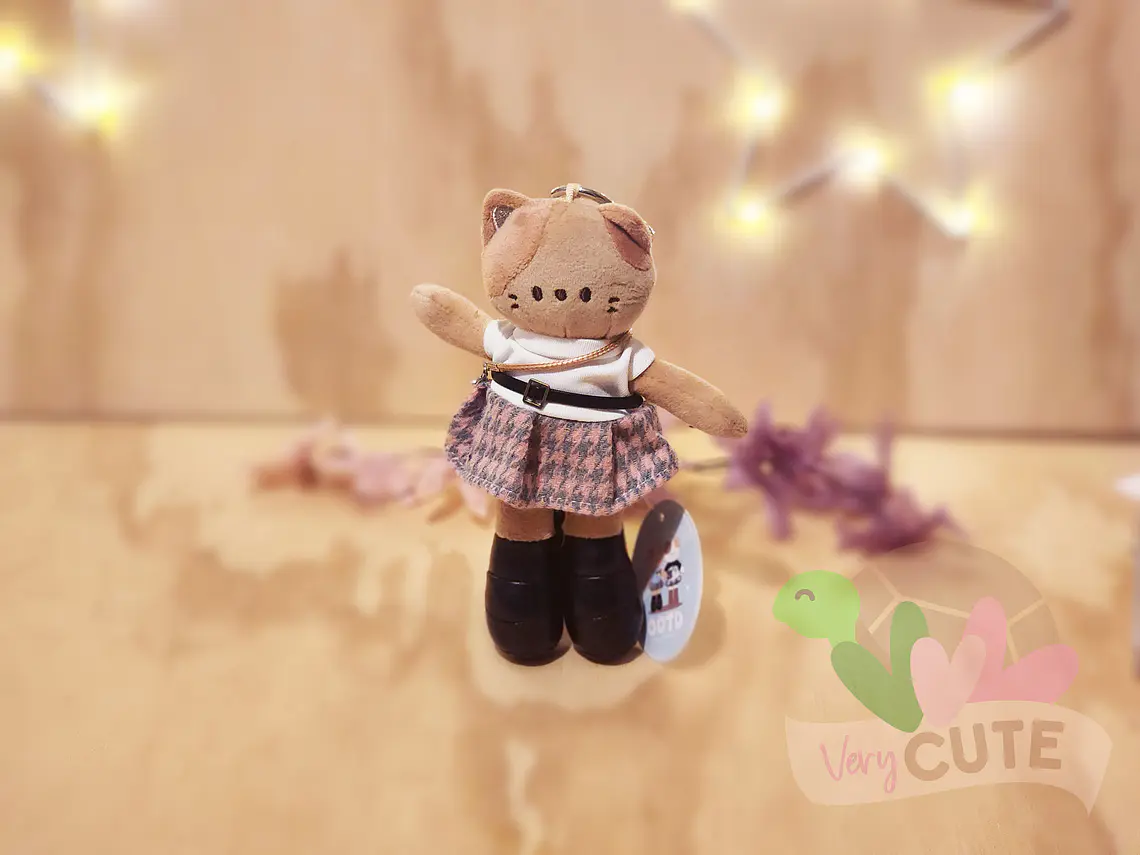 Llavero Peluche Gatito Patitas Largas – Fashion Cats 1