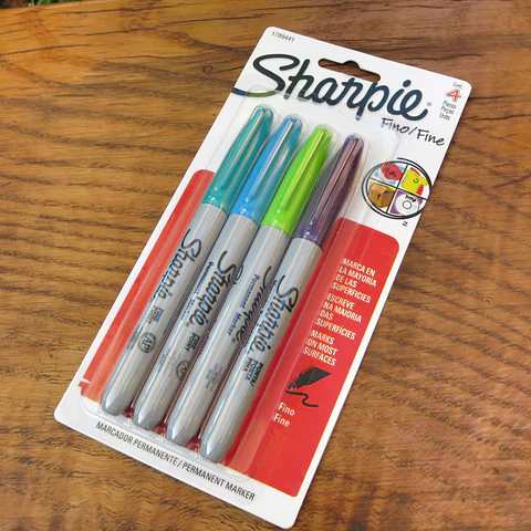 Marcador Sharpie punta fina