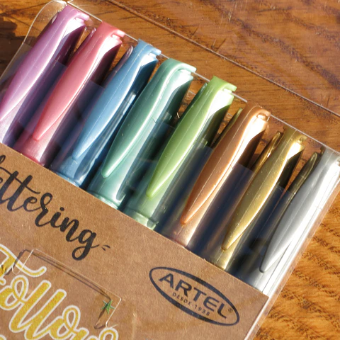 Brush pen Artel