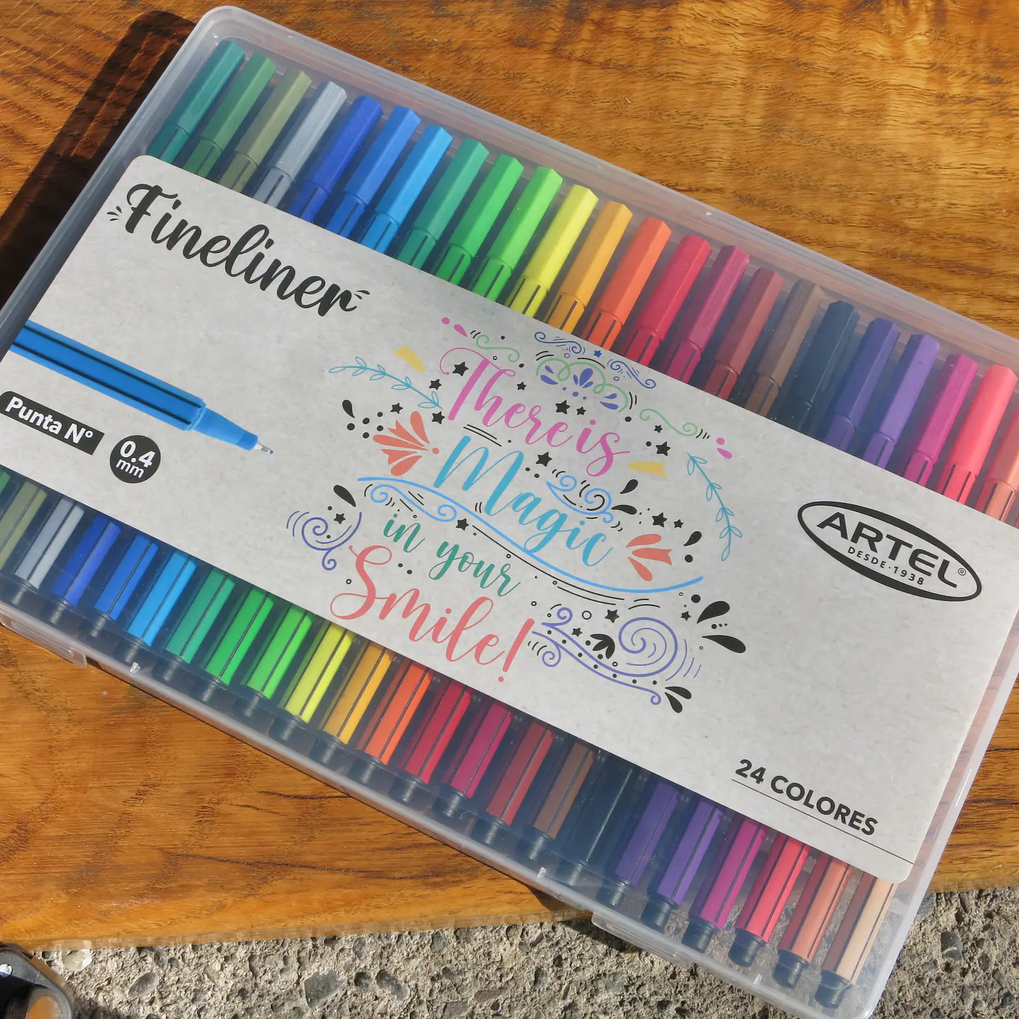 Set Fineliner Artel 24 Colores 1