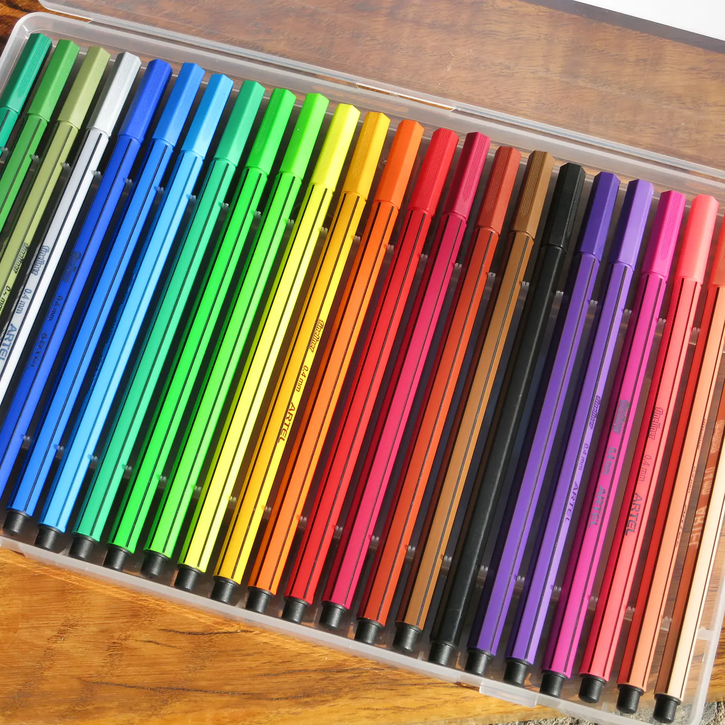 Set Fineliner Artel 24 Colores 3
