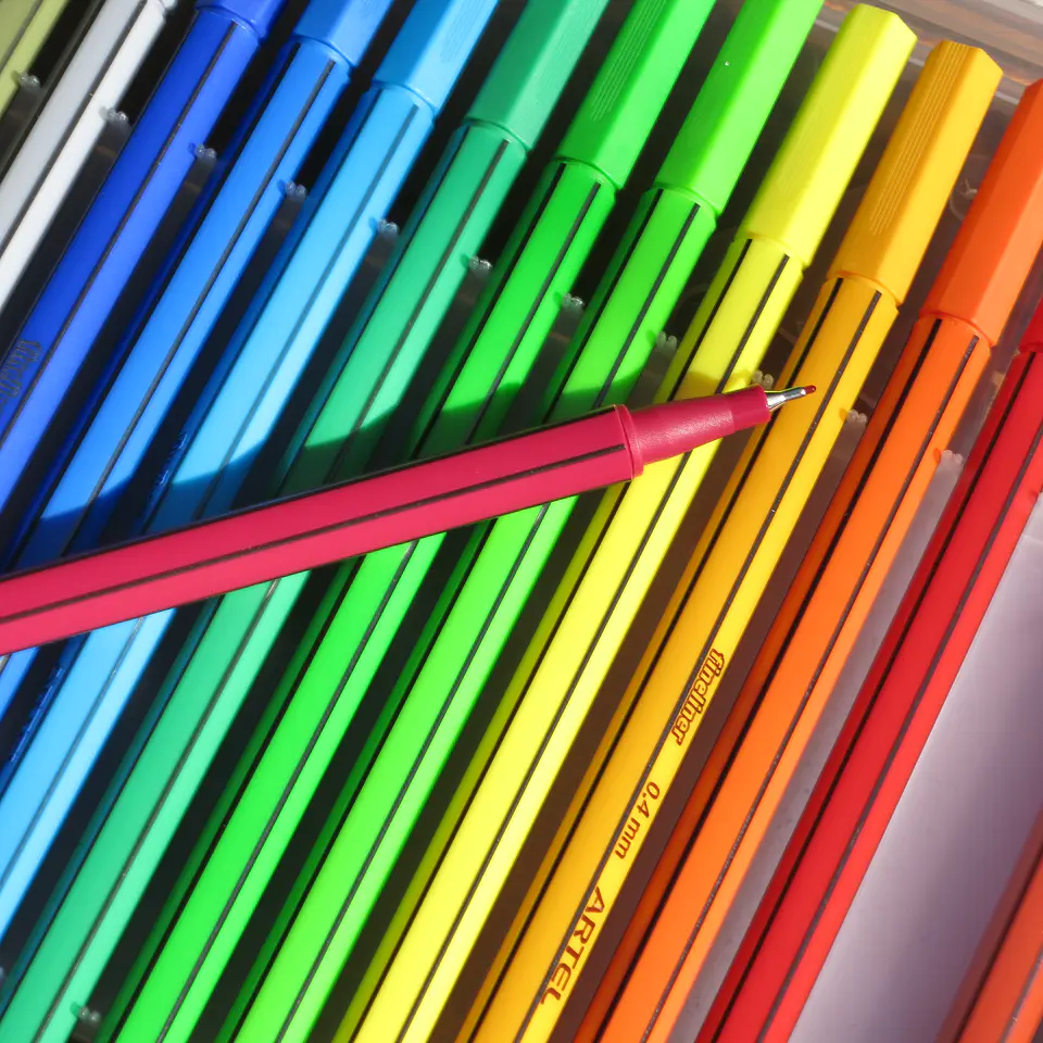 Set Fineliner Artel 24 Colores 4