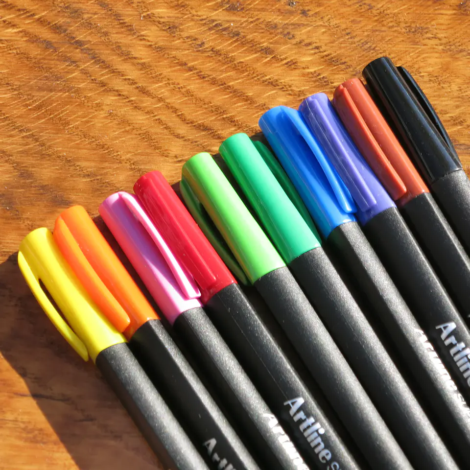 Set 10 fine pen + estuche Artline 3