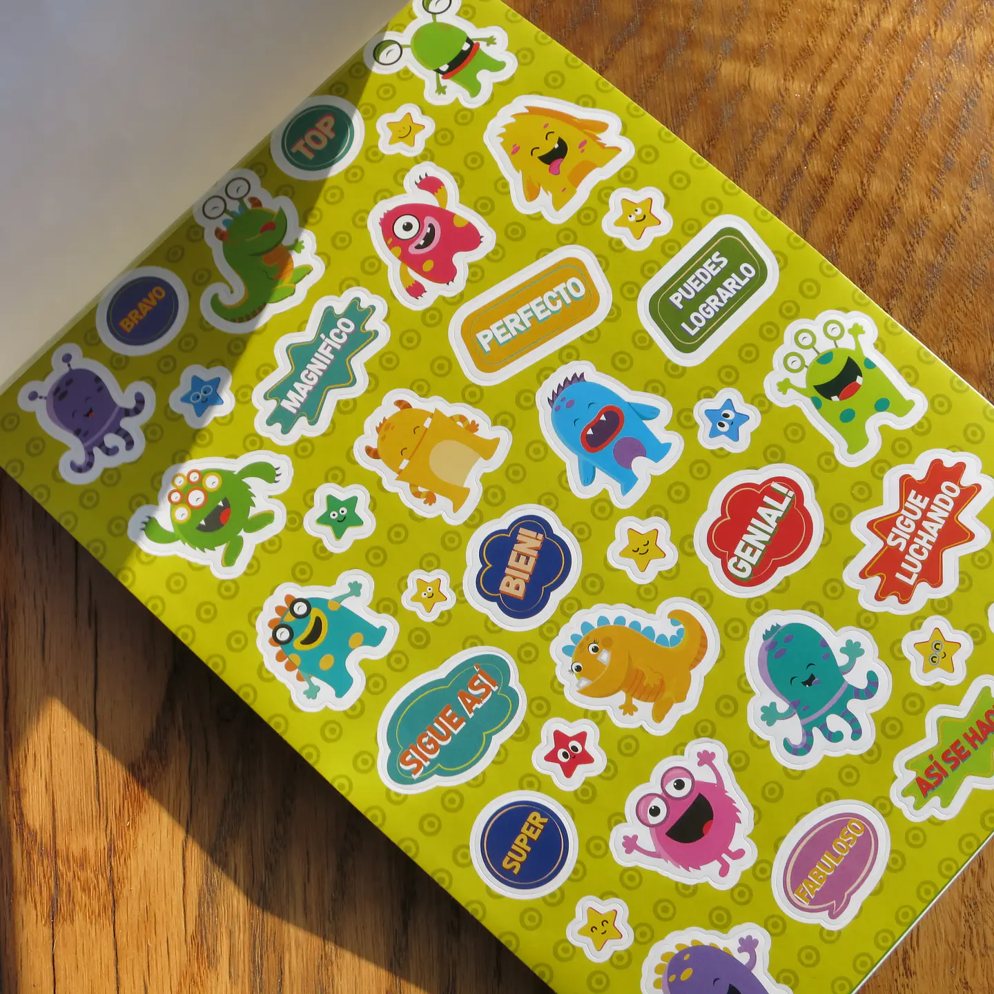 Block de stickers caritas 3
