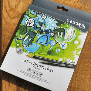 Lyra aqua brush duo