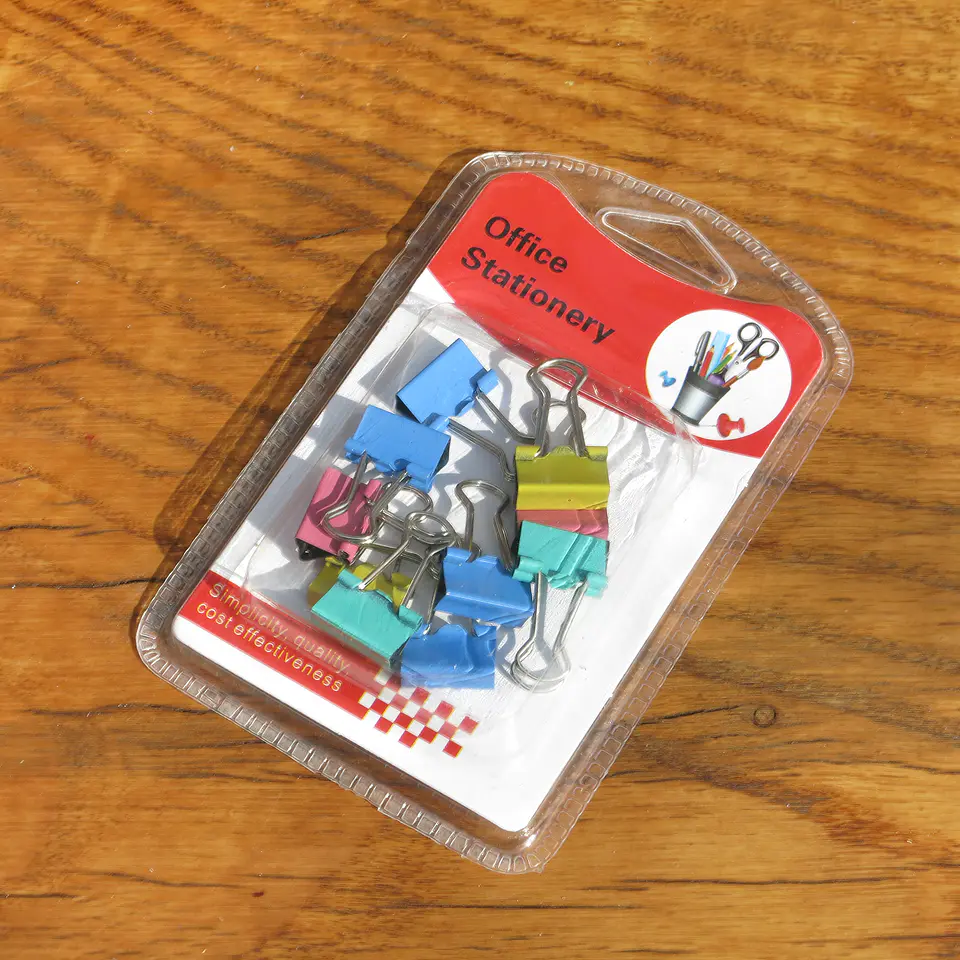 Binder clip 1