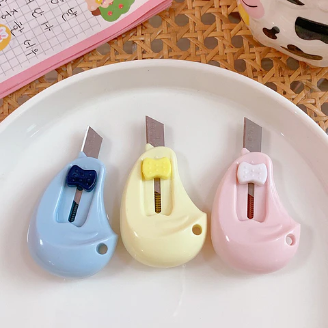 Mini corta cartón cutter pollito