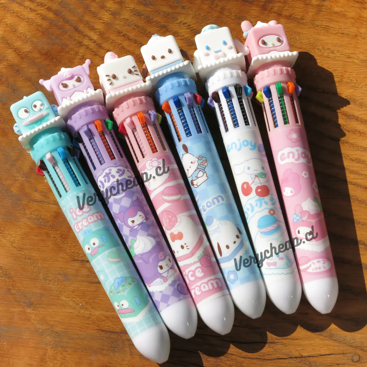 Lápiz multicolor Sanrio cubos 1