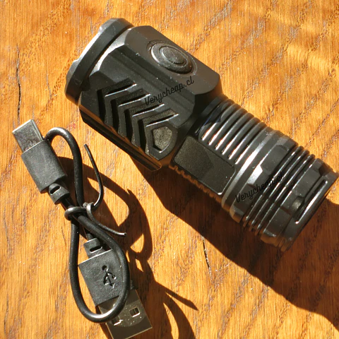 Linterna recargable