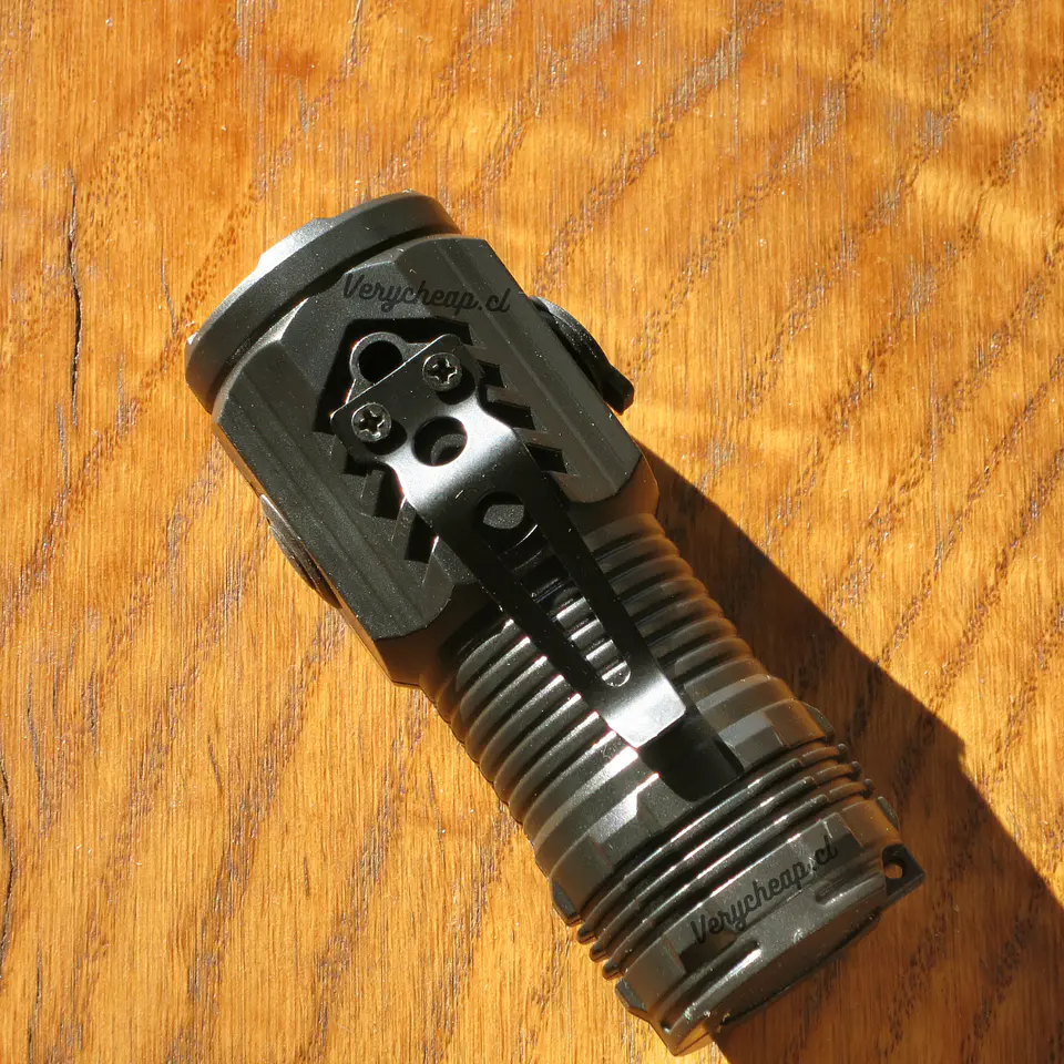 Linterna recargable 1
