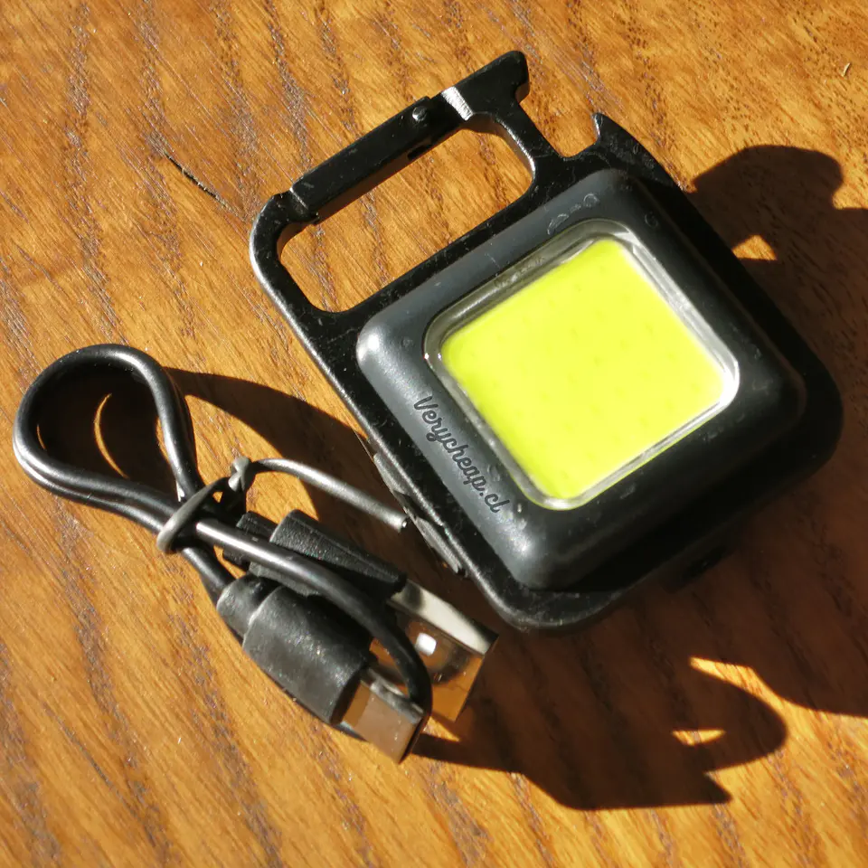 Mini linterna clip 3
