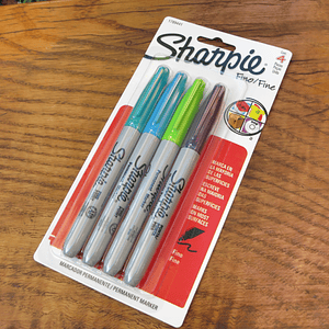 Marcador Sharpie punta fina