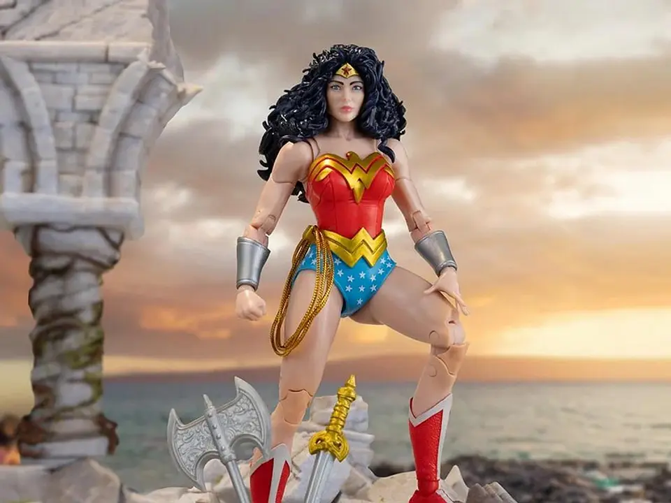 [PREVENTA] WONDER WOMAN 80 - COLLECTOR EDITION - DC MULTIVERSE 3