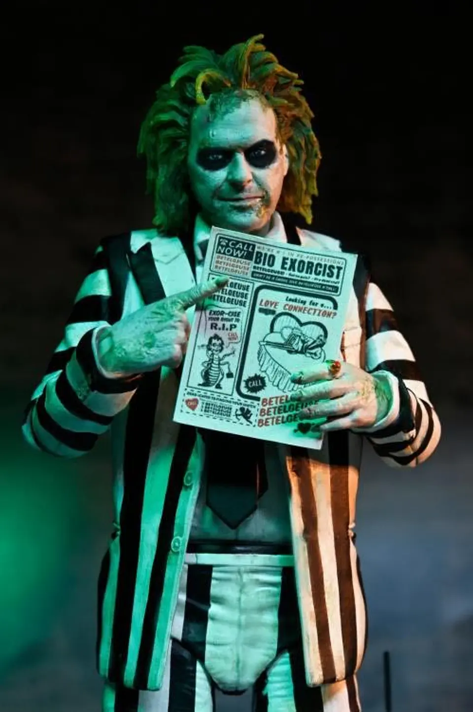 ULTIMATE STRIPED SUIT BEETLEJUICE - BEETLEJUICE 4