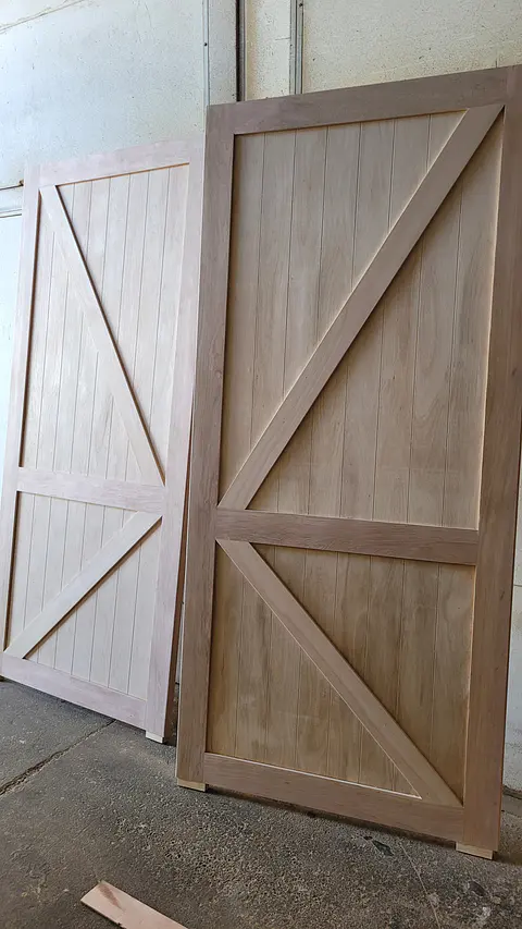 PUERTA GRANERO | LENGA + TERCIADO