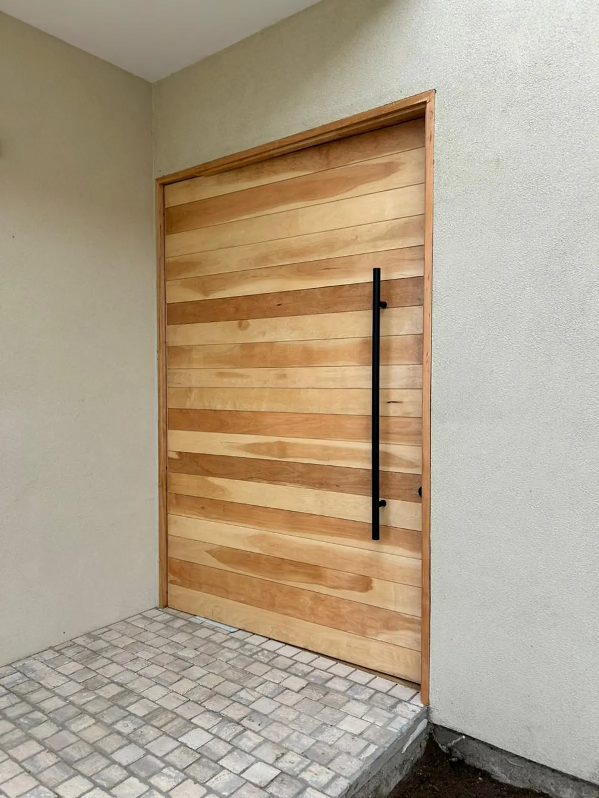 PUERTAS EXTERIOR