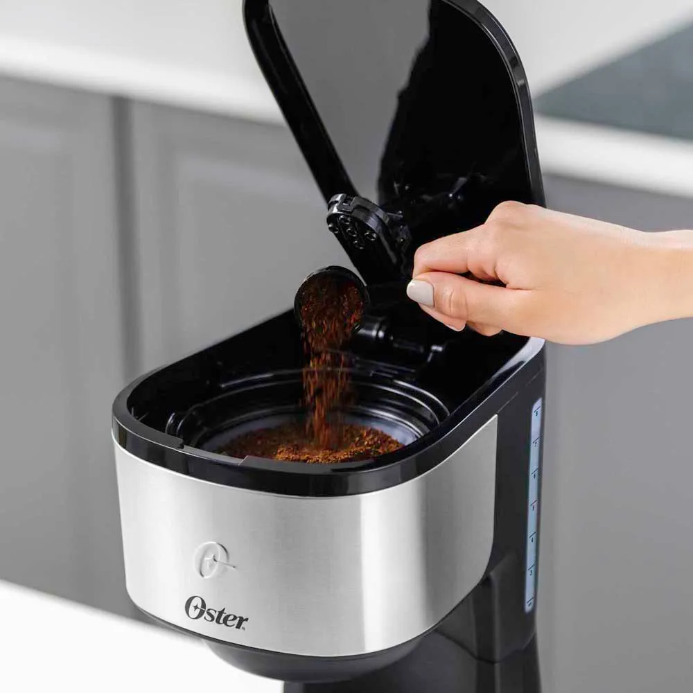 Cafetera programable Oster® 8 tazas en acero inoxidable BVSTDC10SS 4