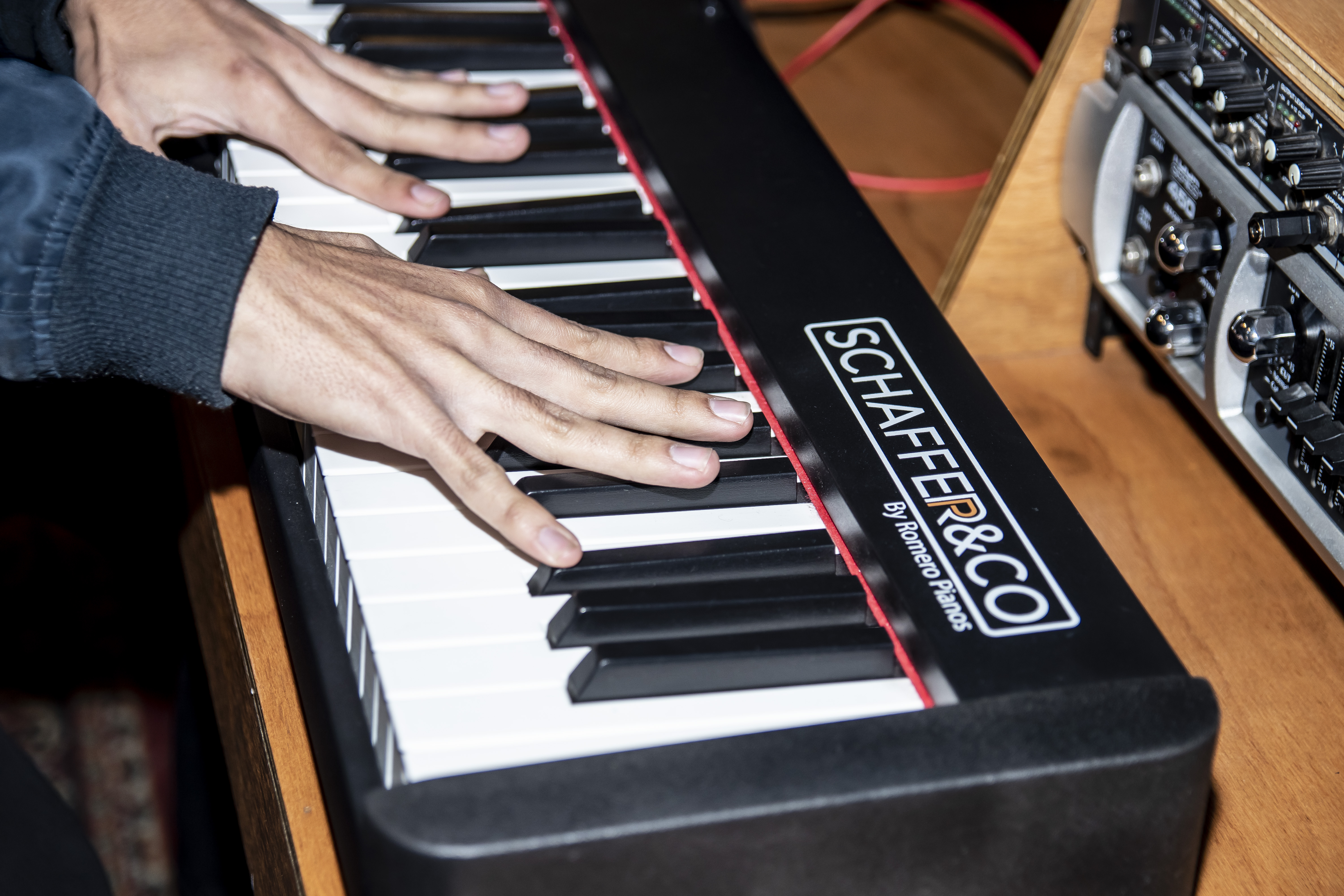 Piano Digital Schaffer & Co RP 88 Hammer Action de aluminio 3