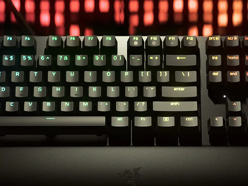 Mejor teclado gamer para MMORPG en Chile
