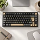 Teclado Mecánico Inalámbrico Royal Kludge M75 Phantom con pantalla – Cream Switch Español - Miniatura 5