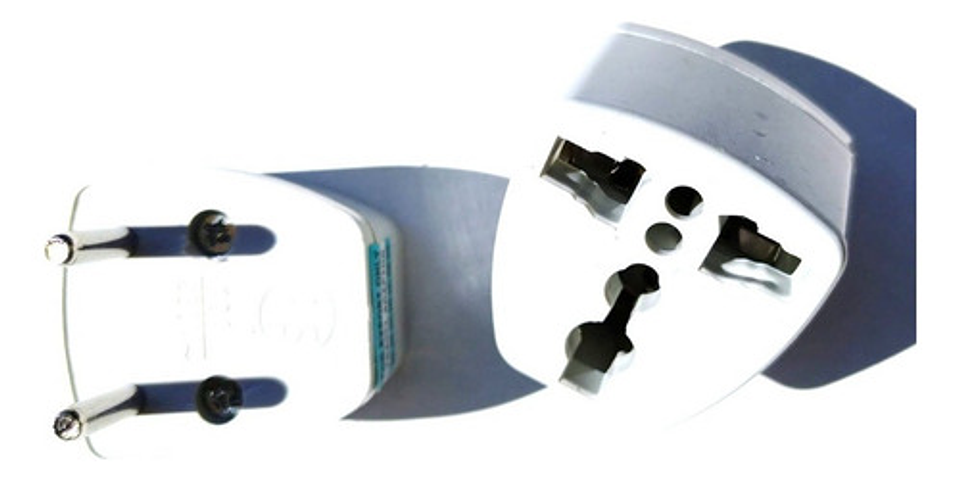 Adaptador Enchufe Universal Chileno Redonda Plana 3