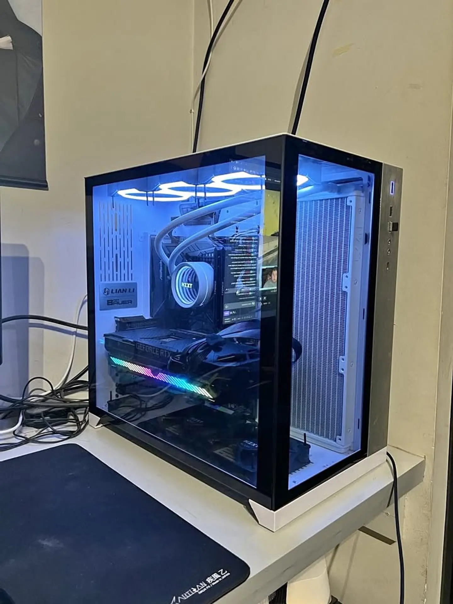 PC Gamer AMD 5800X3D 6950XT RED DEVIL 1