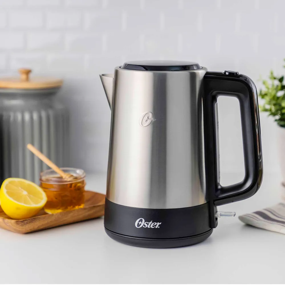 Hervidor Eléctrico Oster® 1.7 L – Acero Inoxidable Premium, Modelo BVSTKE671 2