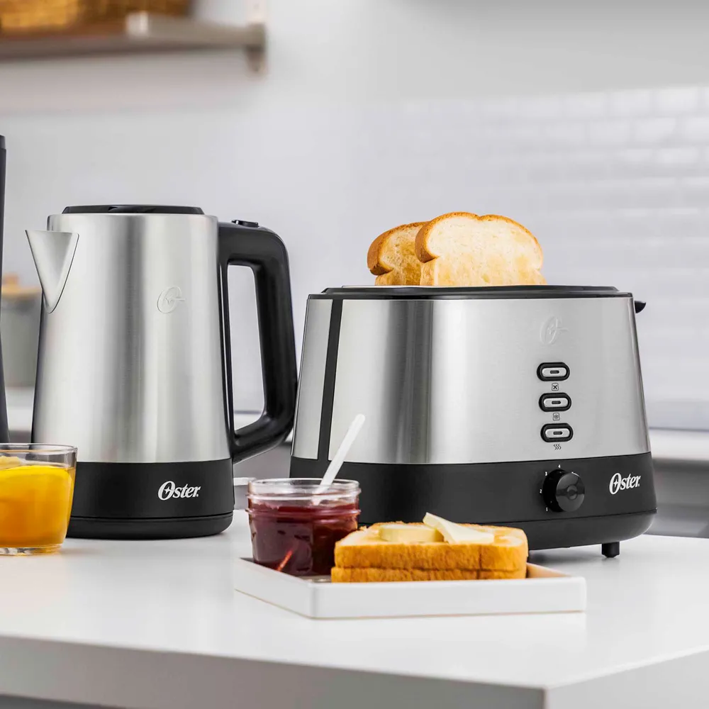 Hervidor Eléctrico Oster® 1.7 L – Acero Inoxidable Premium, Modelo BVSTKE671 4
