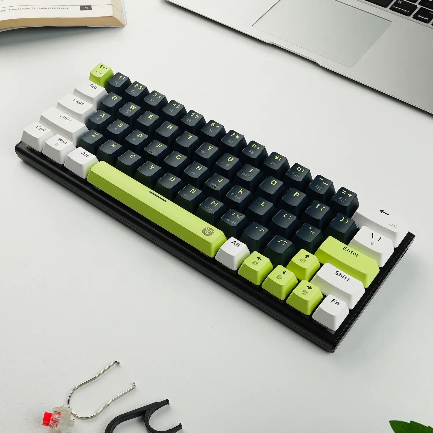 Teclado mecánico Fantech ATOM63 RGB MORI Blue MK874V2 factor 60% Sw blue 7