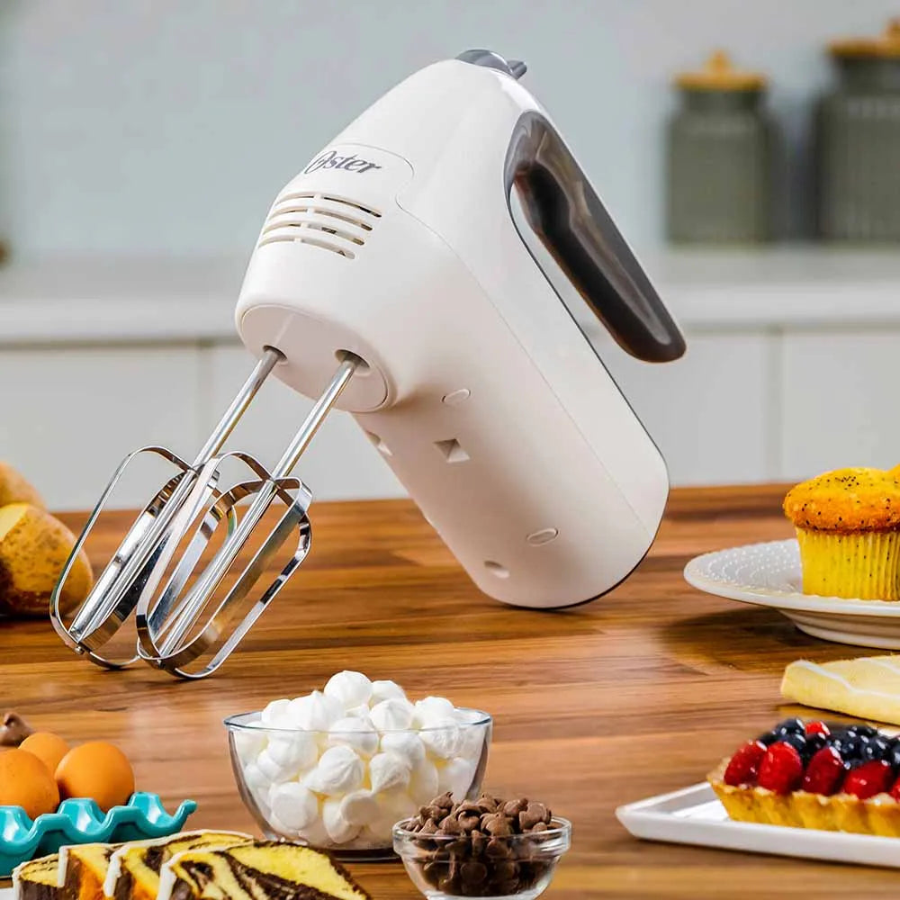 Batidora De Mano Oster® Blanca 6 Velocidades Y Función Turbo Fpsthm3532 5