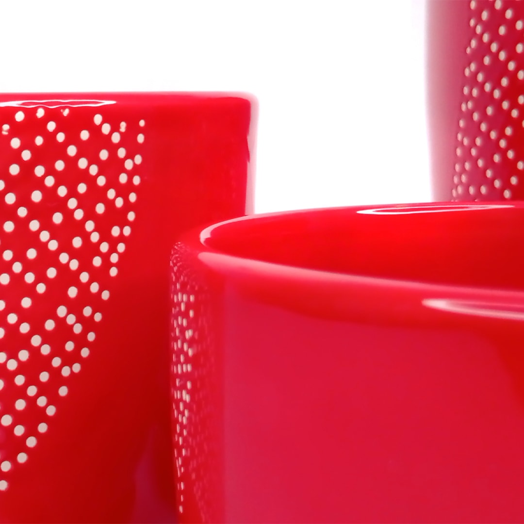 Set De 3 Maceteros Rojos Con Diseños De Ondas Blancas 2