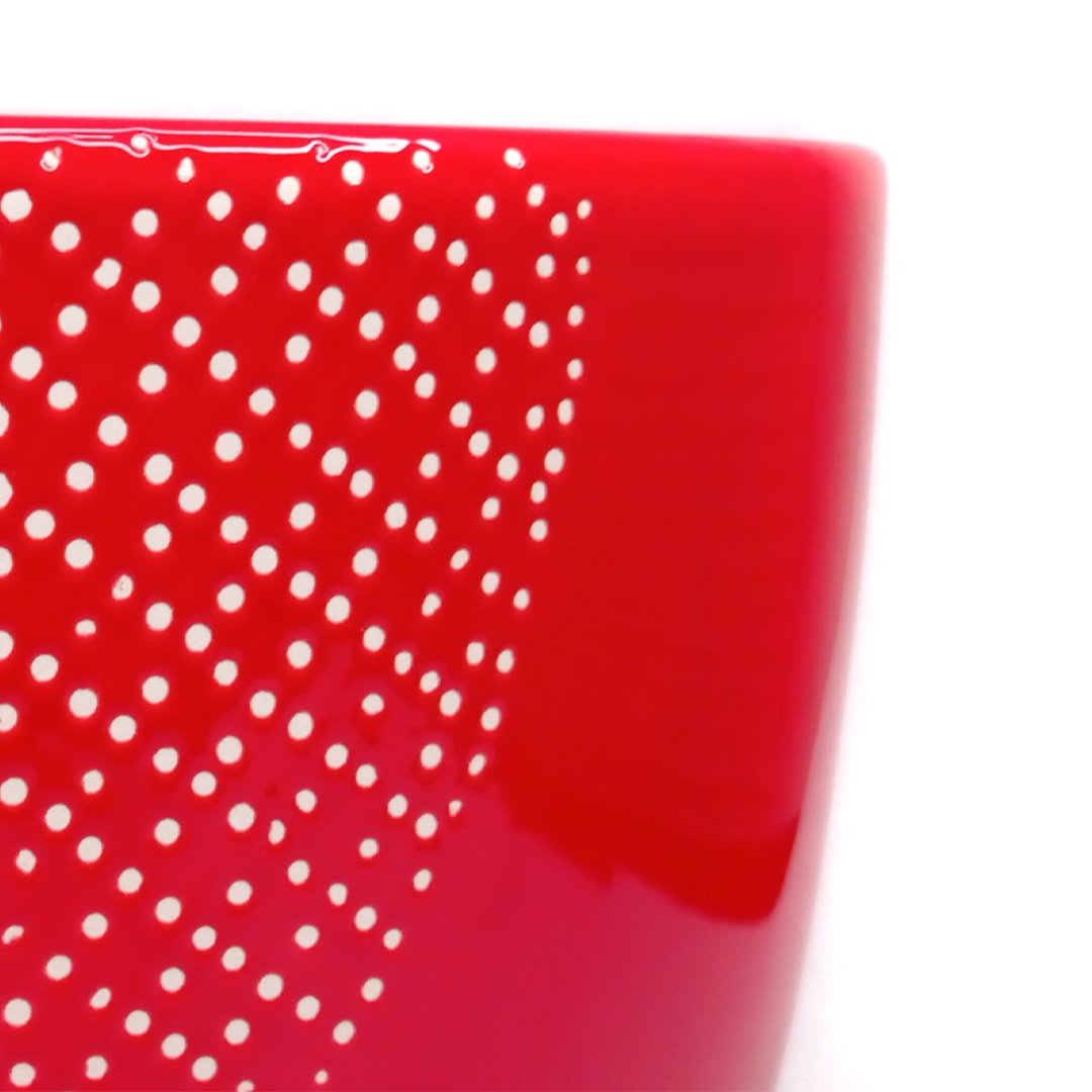 Set De 3 Maceteros Rojos Con Diseños De Ondas Blancas 3