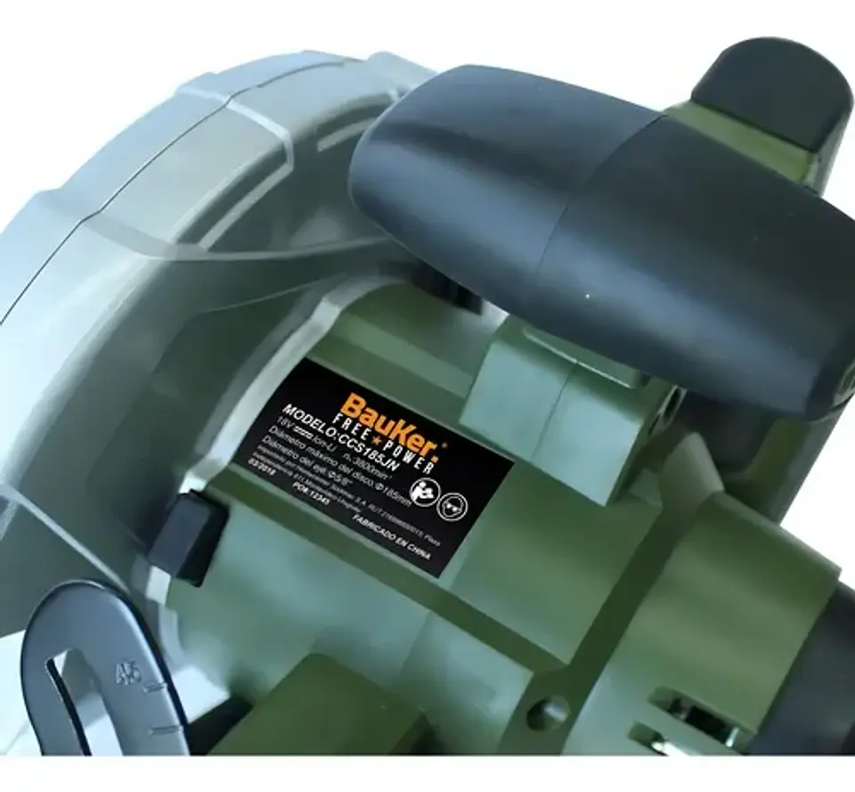 Sierra Circular Inalambrica Bauker 7 1/4  18v (sin Batería)  4
