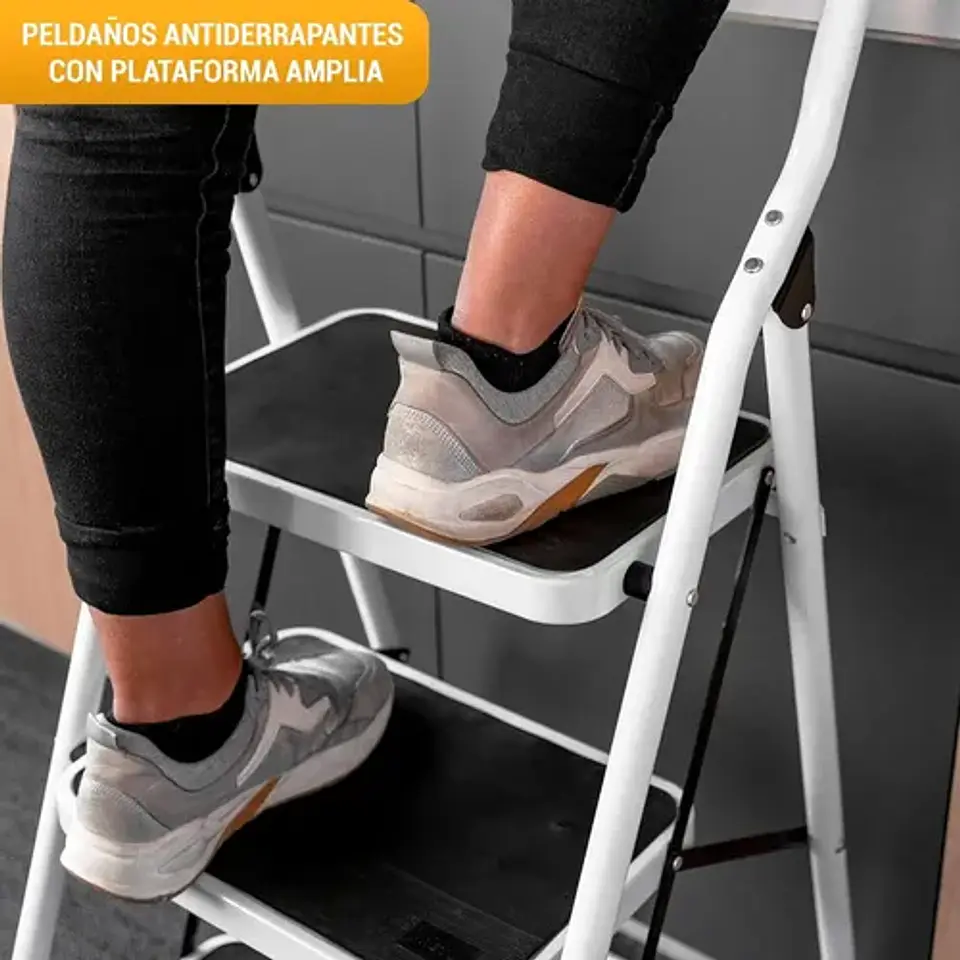 Escalera De Tijera Metalica 2 Peldaños Mirlo 902 Plegable 4