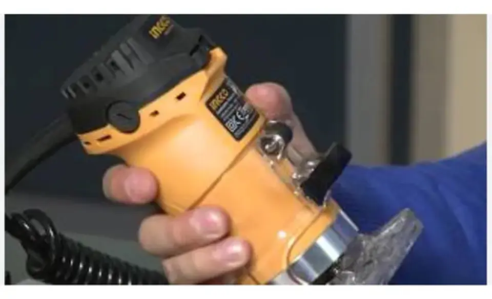 Fresadora De Mano Tupi Eléctrica Ingco 600w 6 Mm Industrial 4