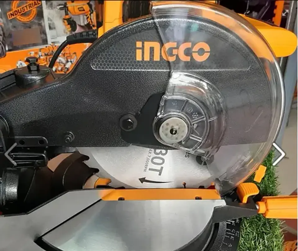 Sierra Ingleteadora 1800w 10 Pulgadas Ingco 3
