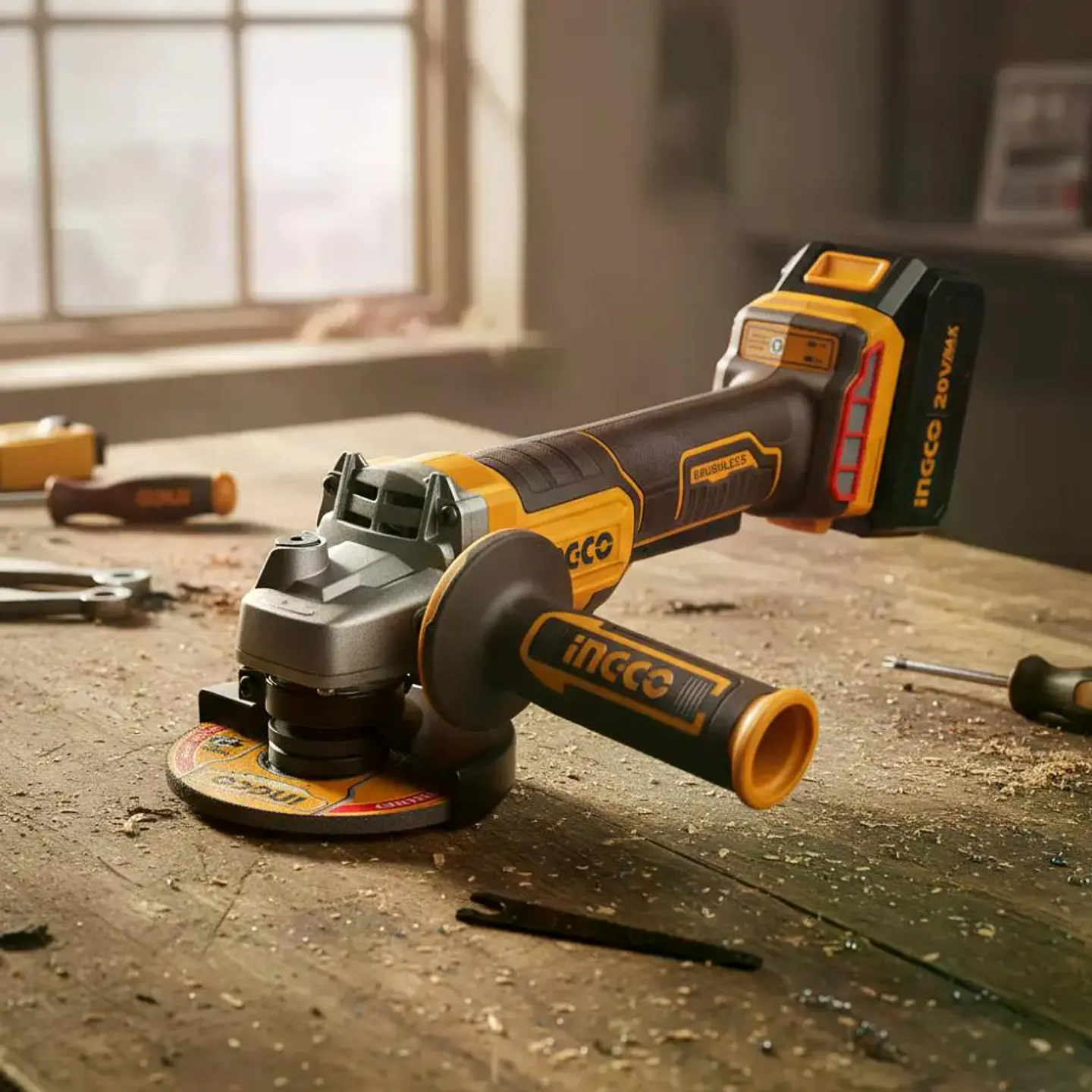 Esmeril Inalámbrico Ingco 4 1/2 20v Brushless Cagli211156 Marrón 1