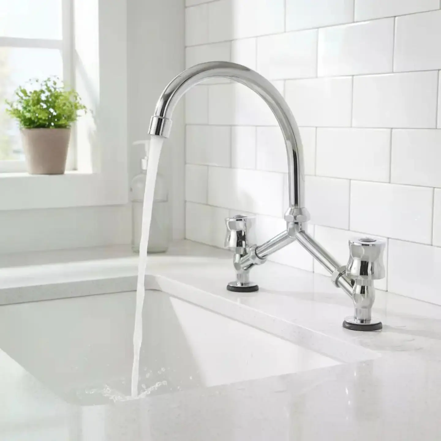 Llave Combinación Lavaplato En V Vander Muy Mejor Taumm Plateado Cromado 1