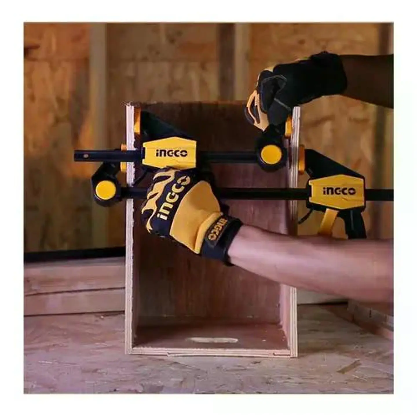 Prensa Rapida Autoajustable 24 135kg Ingco 3