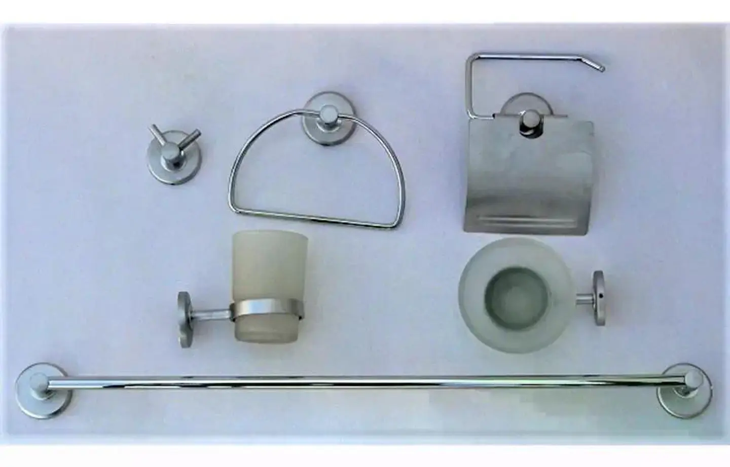 Set De Accesorios Baño Pared Freiburg Taumm Vidrio 6 Piezas Gris 11