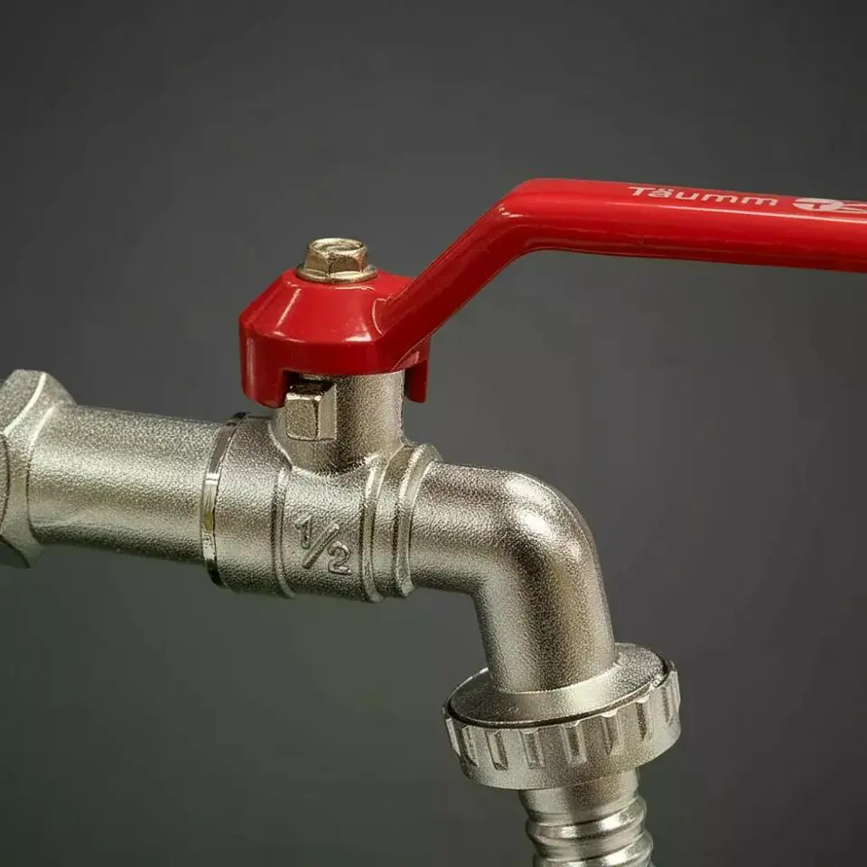 Llave Jardín Lavadero Zamak 1/2 Pulgada 6